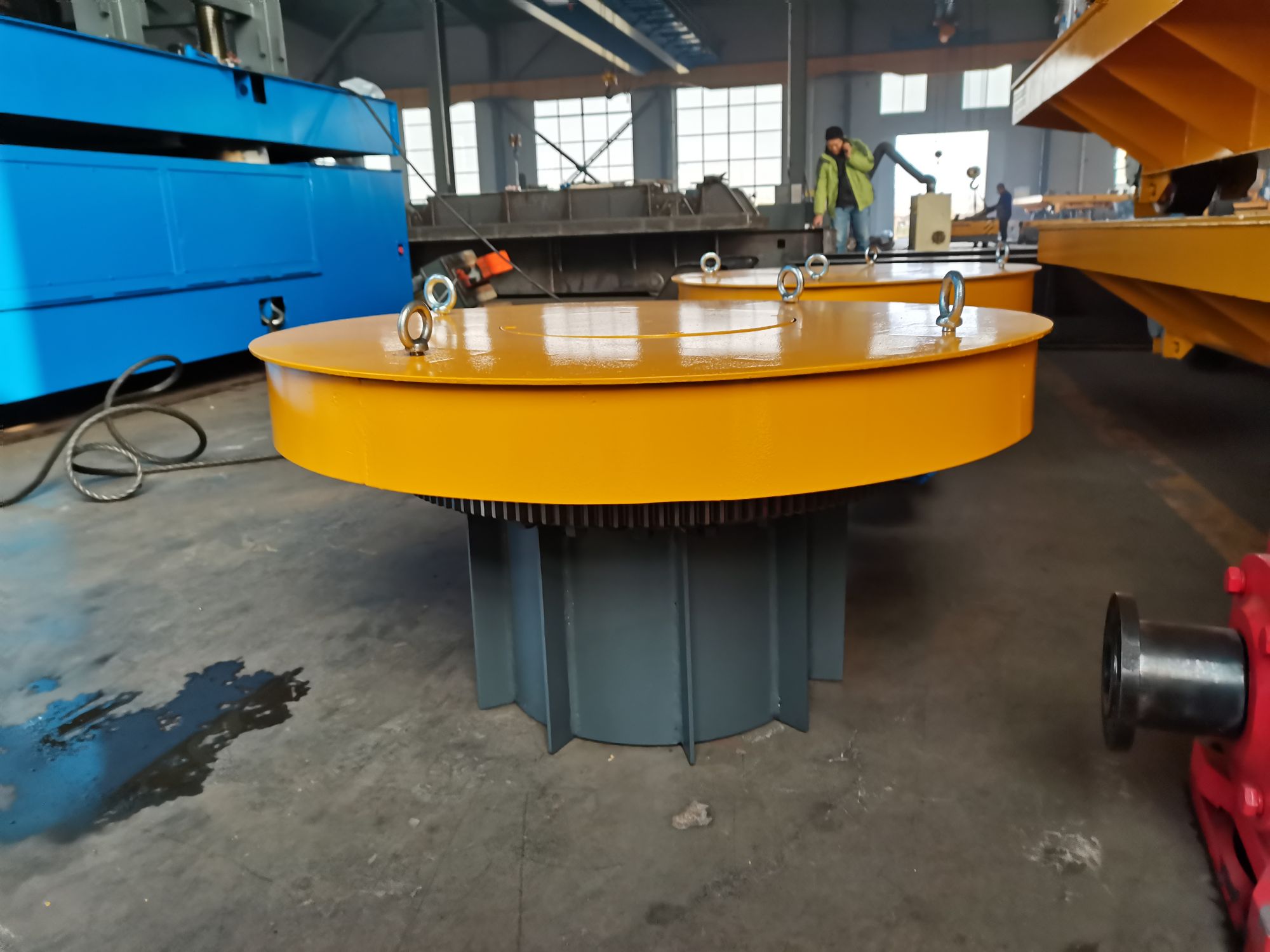 轨道转盘转运车